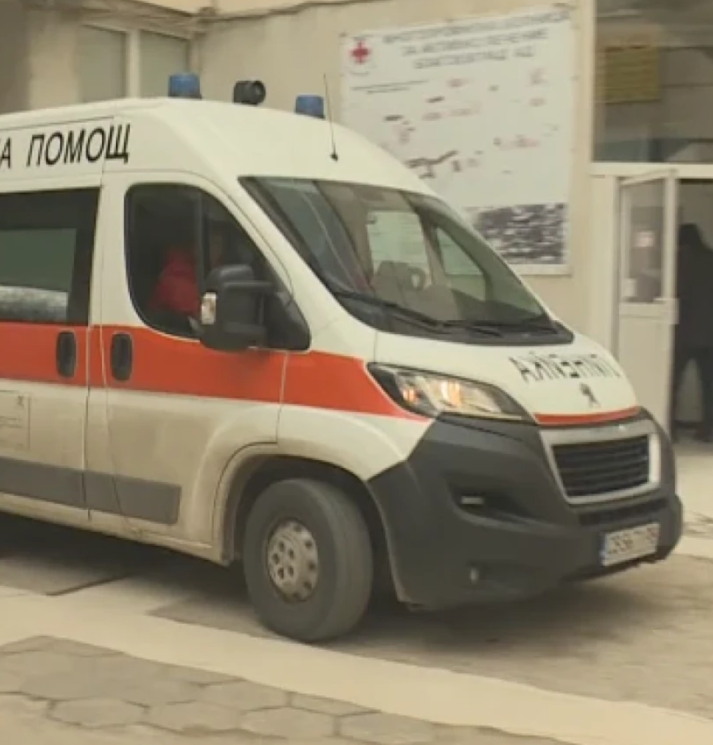 Страшна напаст вкарва хората в болници