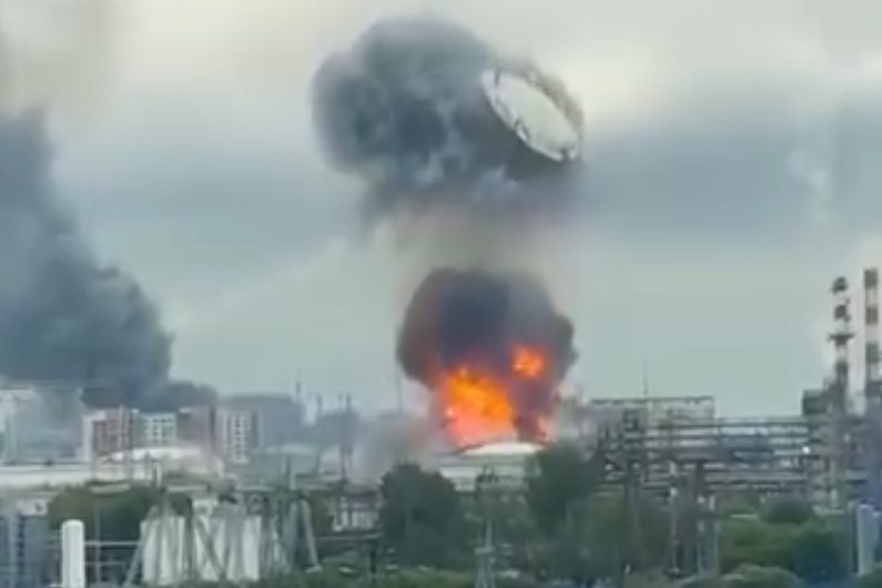Извънредно! Москва преживява най-тежката бомбардировка от началото на войната