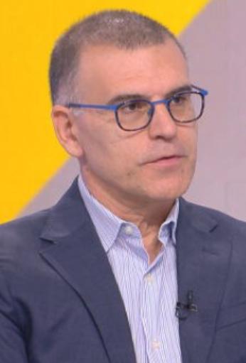 Симеон Дянков шокира с думите си, че вижда Румен Радев като…
