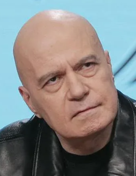 Слави избухна: Ще ме принудите да взема чук и…