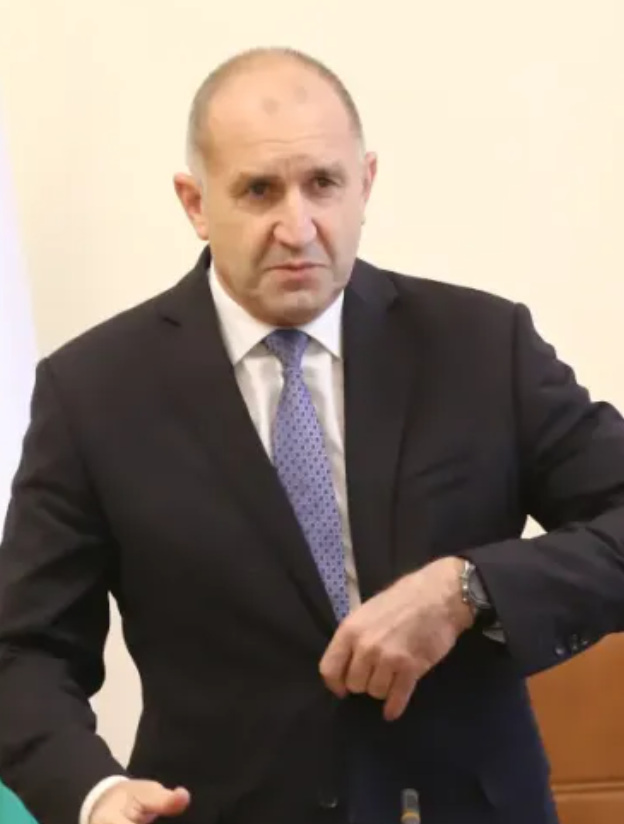 Радев с притеснителни данни след удара в Черно море: Това е..