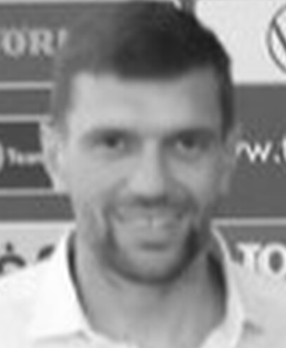 Трагедия! Бивш треньор на България почина на 48 години Снимка