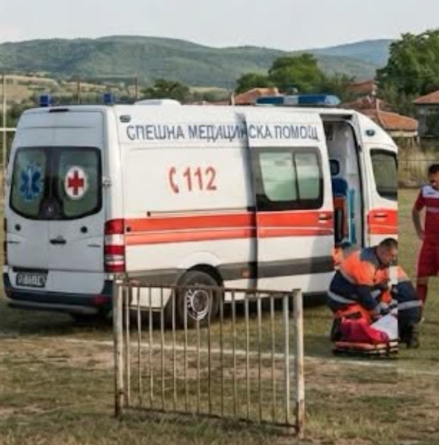 Трагедия на мач в България: 44-годишен футболист почина на терена